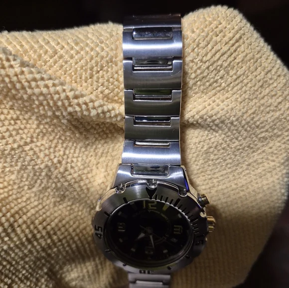 Seiko SKA041 Kinetic Watch 41mm - Picture 3 of 8